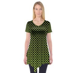 Pattern Halftone Background Dot Short Sleeve Tunic  by BangZart