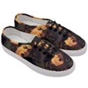 Medusa Women s Classic Low Top Sneakers View3