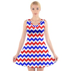 Zig Zag Pattern V-neck Sleeveless Skater Dress by Celenk