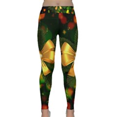 Christmas Celebration Tannenzweig Classic Yoga Leggings by Celenk