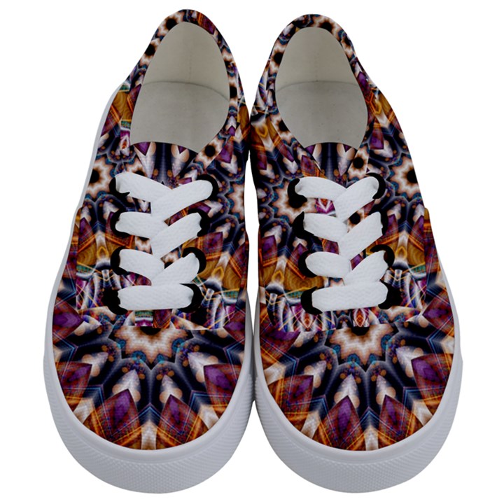 Kaleidoscope Pattern Kaleydograf Kids  Classic Low Top Sneakers