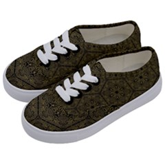 Texture Background Mandala Kids  Classic Low Top Sneakers