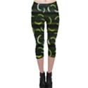 Abstract Dark Blur Texture Capri Leggings  View1