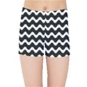 Wave Pattern Wavy Halftone Kids Sports Shorts View1