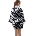 Black And White Wave Abstract Long Sleeve Kimono Robe View2