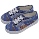 Harvard Mayfair Hokusai Chalk Wave Fuji Kids  Classic Low Top Sneakers View2