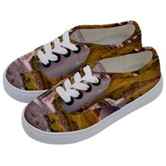 Nature Mountains Cliff Waterfall Kids  Classic Low Top Sneakers