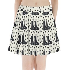 Deer Boots White Black Pleated Mini Skirt by snowwhitegirl