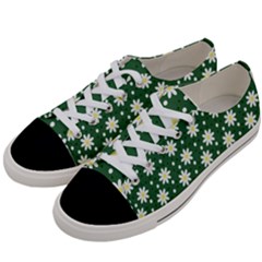 Daisy Dots Green Women s Low Top Canvas Sneakers