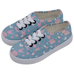 Baby Pattern Kids  Classic Low Top Sneakers