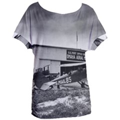 Omaha Airfield Airplain Hangar Women s Oversized Tee