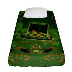 Happy St  Patrick s Day With Clover Fitted Sheet (single Size) by FantasyWorld7