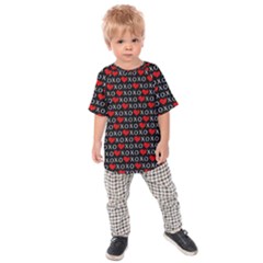 Xoxo Valentines Day Pattern Kids Raglan Tee