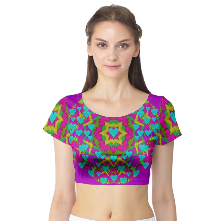 Hearts In A Mandala Scenery Of Fern Short Sleeve Crop Top