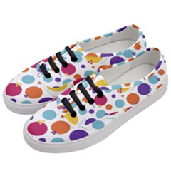 Background Polka Dot Women s Classic Low Top Sneakers