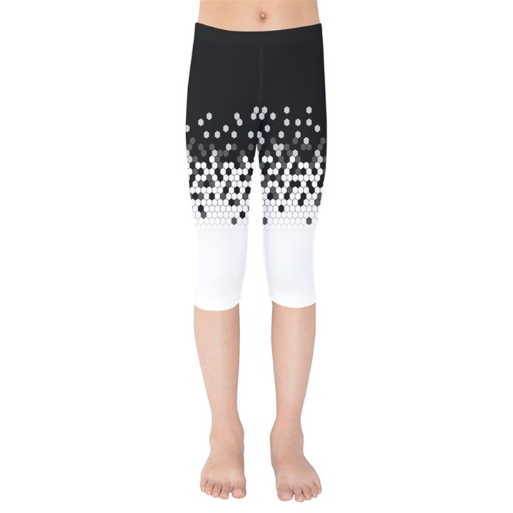 Flat Tech Camouflage Black And White Kids  Capri Leggings 