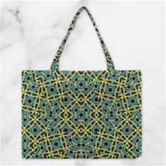 Arabesque Seamless Pattern Medium Tote Bag by dflcprints