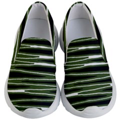 Sketched Wavy Stripes Pattern Kid s Lightweight Slip Ons by dflcprints