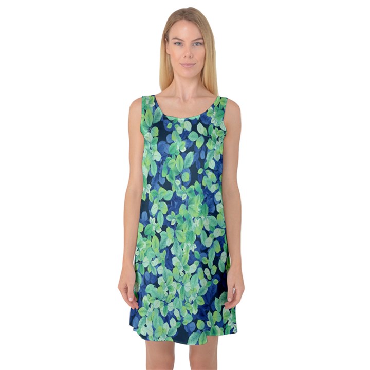 Moonlight On The Leaves Sleeveless Satin Nightdress