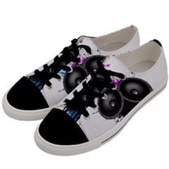 Music Speaker In Grungy Art 1394 1262 Men s Low Top Canvas Sneakers