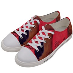 Red Worm Women s Low Top Canvas Sneakers