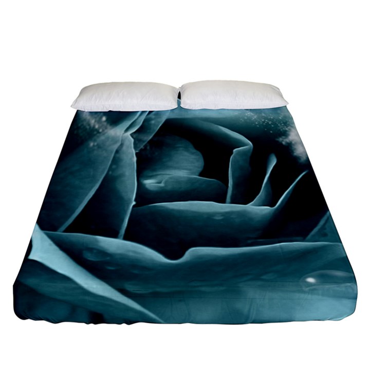 Beautiful Blue Roses With Water Drops Fitted Sheet (Queen Size)