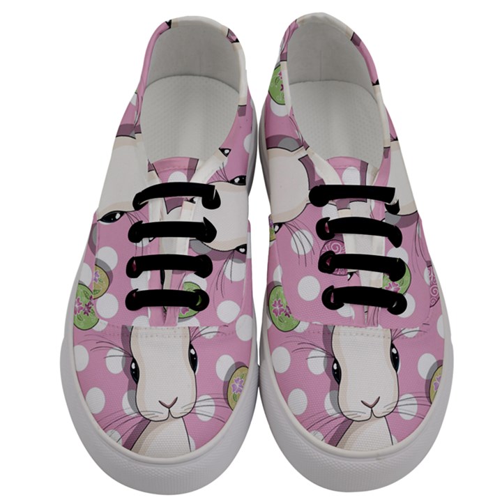 Easter bunny  Men s Classic Low Top Sneakers