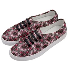 Oriental Ornate Pattern Women s Classic Low Top Sneakers