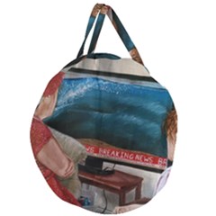 Breaking News Giant Round Zipper Tote