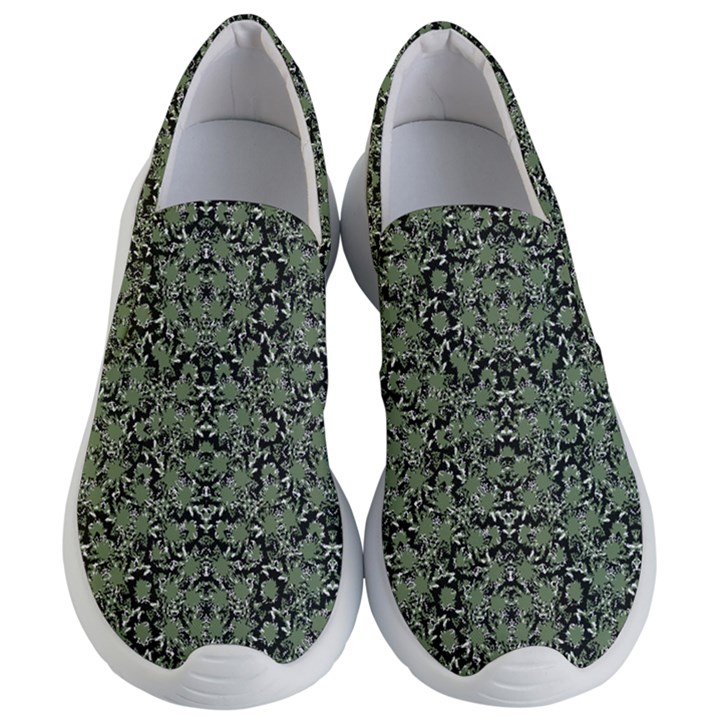 Camouflage Ornate Pattern Women s Lightweight Slip Ons