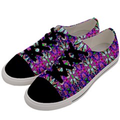 Pattern-32 Men s Low Top Canvas Sneakers