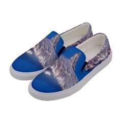 GREAT WHITE SHARK 5 Women s Canvas Slip Ons