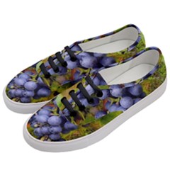 Grapes 1 Women s Classic Low Top Sneakers