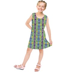 Decorative Summer Girls With Flower Hair Kids  Tunic Dress by pepitasart