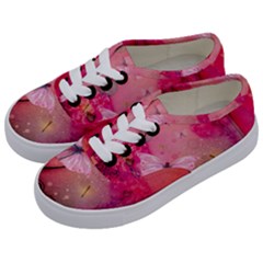 Wonderful Butterflies With Dragonfly Kids  Classic Low Top Sneakers by FantasyWorld7