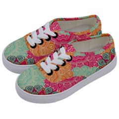 Art Abstract Pattern Kids  Classic Low Top Sneakers by Sapixe