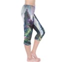 Fantastic World Fantasy Painting Capri Leggings  View4