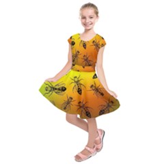 Insect Pattern Kids  Short Sleeve Dress by Sapixe