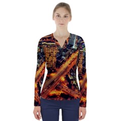 Hdri City V-neck Long Sleeve Top by Sapixe