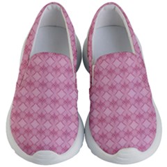 Pattern Pink Grid Pattern Kid s Lightweight Slip Ons by Sapixe