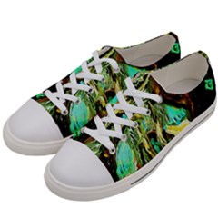 Girl In A Bar Women s Low Top Canvas Sneakers