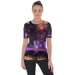 Singapore The Happy New Year Hotel Celebration Laser Light Fireworks Marina Bay Short Sleeve Top by Sapixe