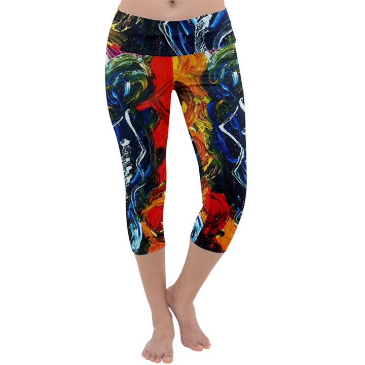 1 Butterfly 1 Capri Yoga Leggings