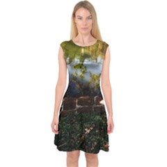 Highland Park 10 Capsleeve Midi Dress by bestdesignintheworld