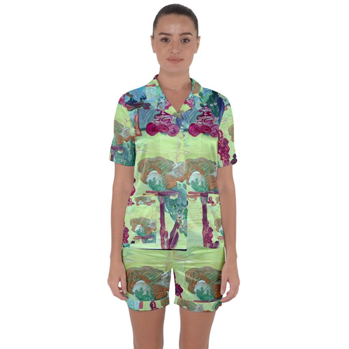 Trail 1 Satin Short Sleeve Pyjamas Set