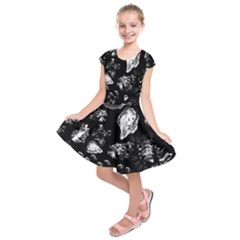 Tree Knots Kids  Short Sleeve Dress by stephenlinhart