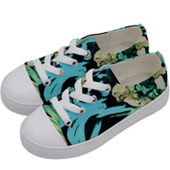 Dscf2018 - Figure Skating Performer Kids  Low Top Canvas Sneakers by bestdesignintheworld