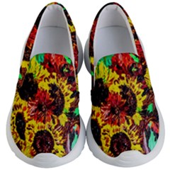 Sunflowers In Elizabeth House Kid s Lightweight Slip Ons by bestdesignintheworld