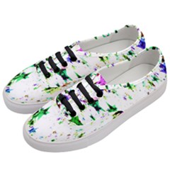 Star Abstract Advent Christmas Women s Classic Low Top Sneakers by Sapixe