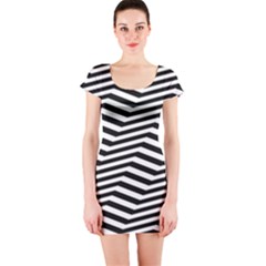 Zig Zag Zigzag Chevron Pattern Short Sleeve Bodycon Dress by Sapixe